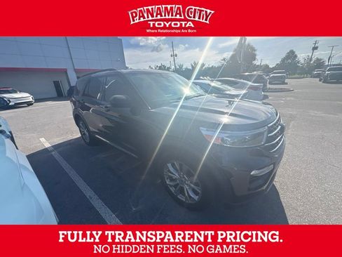 Used 2024 Ford Explorer XLT w/ Equipment Group 202A RWD image 1