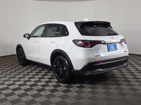 New 2026 Honda HR-V Sport image 7