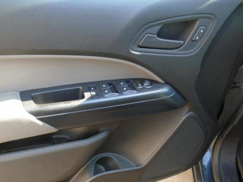 Used 2017 Chevrolet Colorado W/T w/ WT Convenience Package image 18