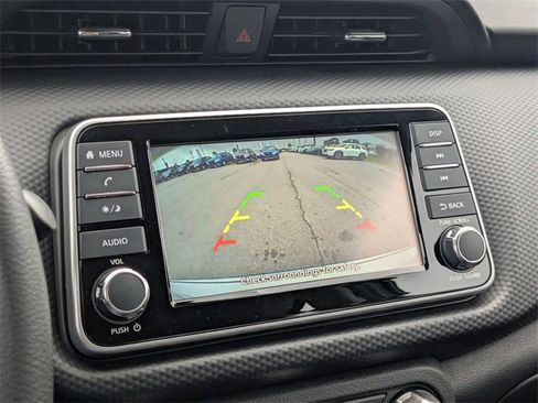 New 2025 Nissan Kicks Play S image 21