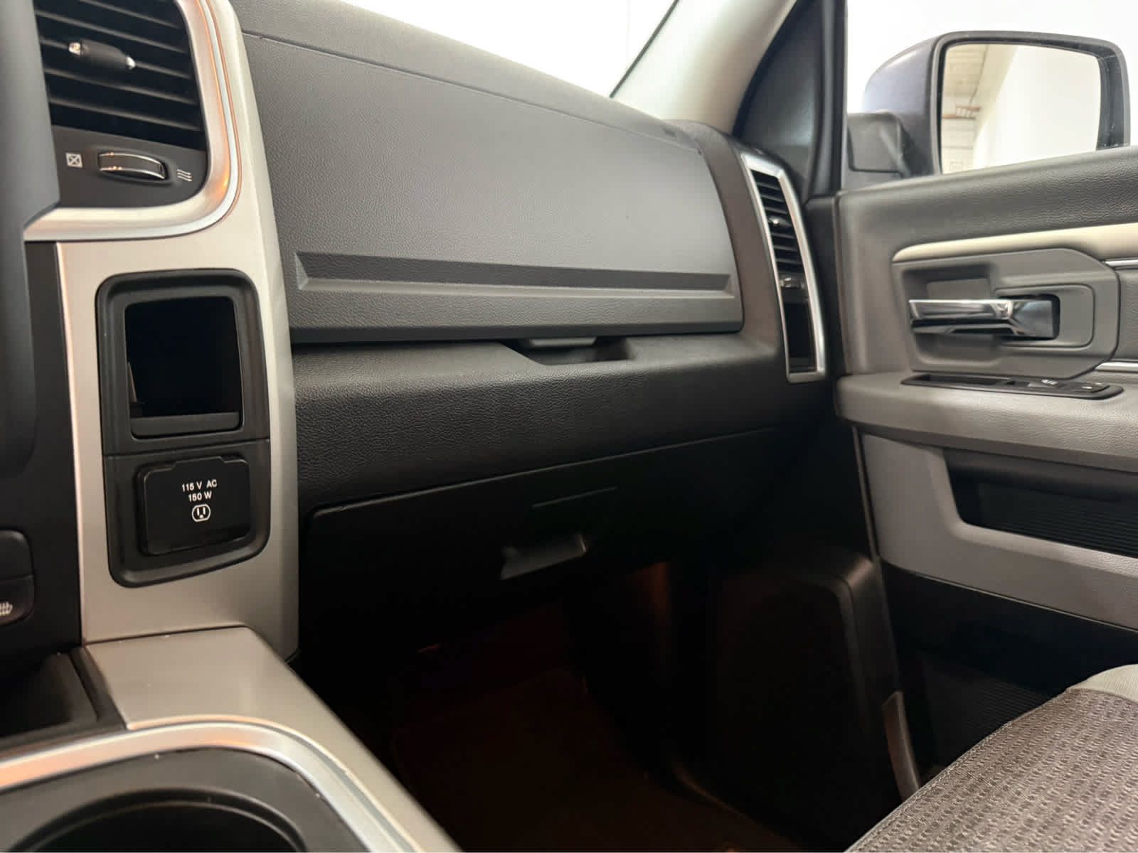 Used 2019 RAM 1500 Warlock AWD/4WD image 20