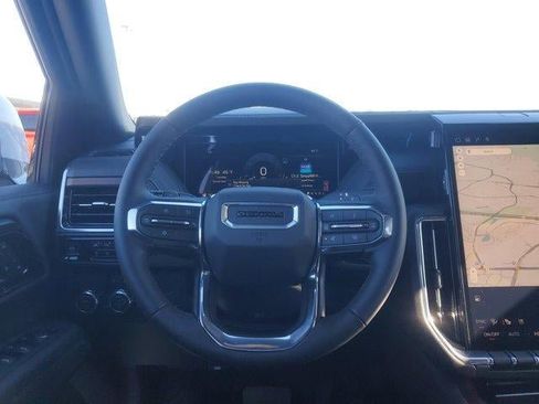 New 2026 GMC Yukon Denali w/ Sun & Power Step Package image 15