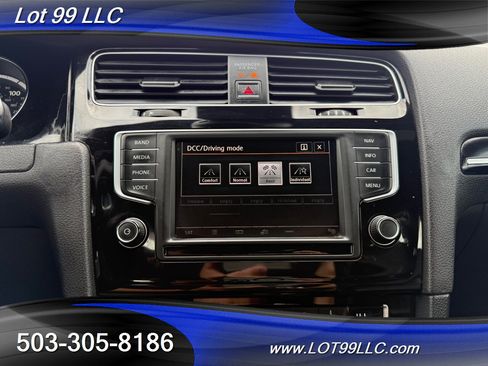Used 2016 Volkswagen Golf R 4-Door w/ Driver Assistance Package AWD/4WD image 27