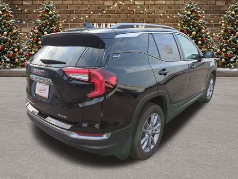 Used 2022 GMC Terrain SLT w/ LPO, Floor Liner Package image 6