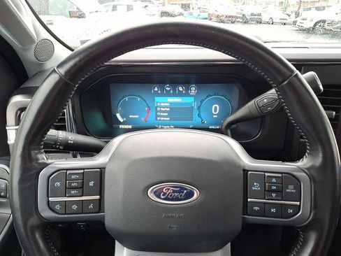 Used 2023 Ford F250 Lariat w/ Chrome Package image 21