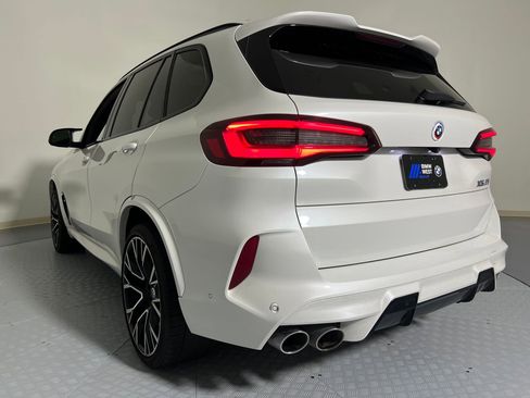 Used 2022 BMW X5 M w/ Executive Package image 3
