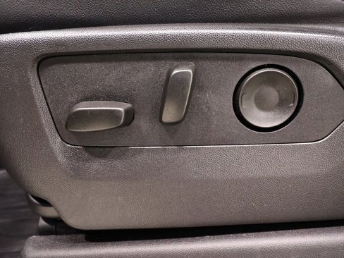 Used 2025 GMC Sierra 1500 Elevation w/ Elevation Premium Package image 13