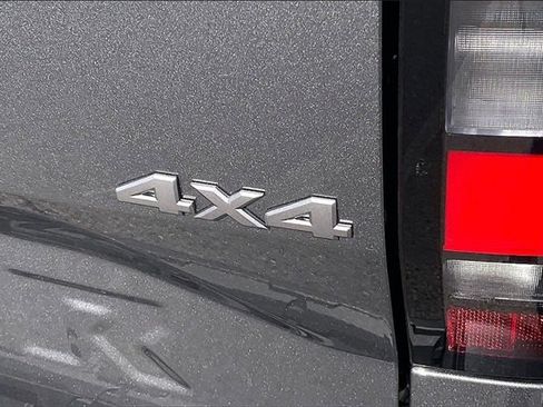 New 2026 Nissan Frontier SV image 8