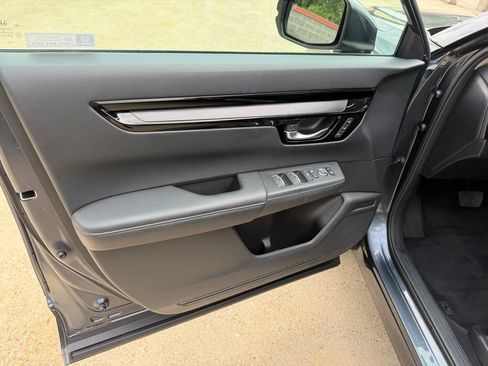 Used 2024 Honda CR-V EX-L image 9