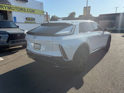 Used 2024 Cadillac Lyriq Tech w/ Driver Assist Package AWD/4WD image 3
