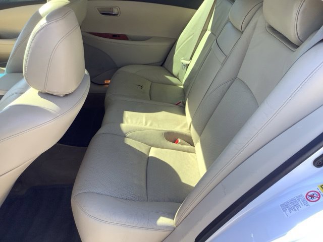 Used 2010 Lexus ES 350 w/ Preferred Accessory Package FWD image 10