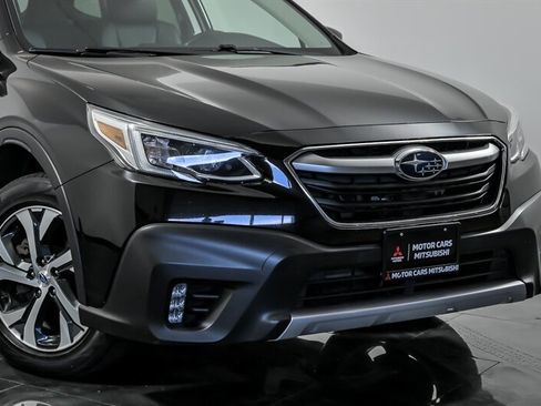 Used 2022 Subaru Outback Limited XT w/ Popular Package #2 AWD/4WD image 2