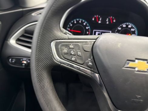 Used 2024 Chevrolet Malibu LT FWD image 25