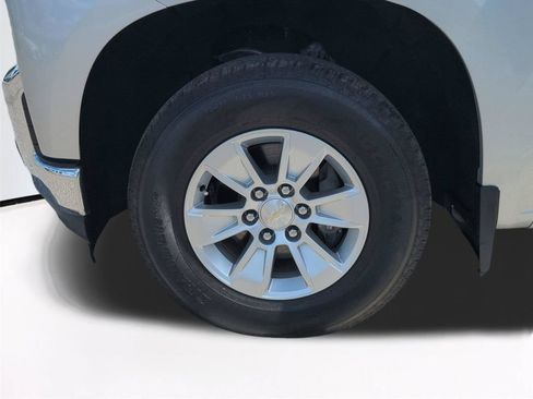 Used 2019 Chevrolet Silverado 1500 LT RWD image 11