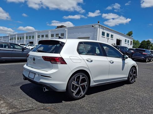 New 2026 Volkswagen GTI SE FWD image 4