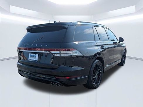 Used 2023 Lincoln Aviator Reserve w/ Equipment Group 201A RWD image 4