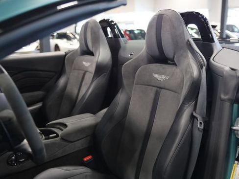 Used 2023 Aston Martin V8 Vantage Roadster RWD image 11
