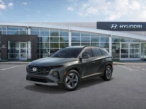 New 2025 Hyundai Tucson SEL image 1