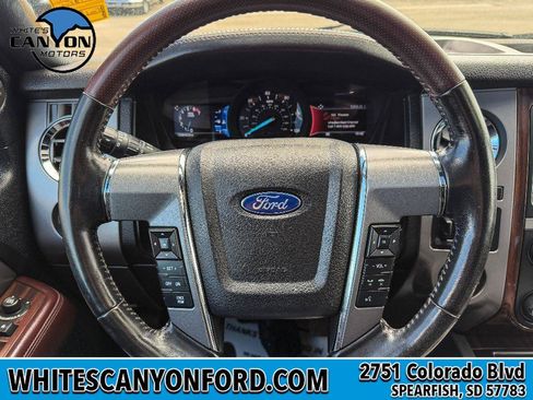 Used 2017 Ford Expedition Max Platinum AWD/4WD image 19