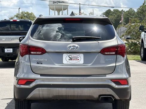 Used 2017 Hyundai Santa Fe Sport FWD image 8
