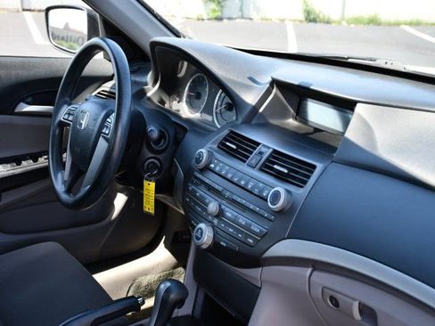 Used 2012 Honda Accord LX image 34
