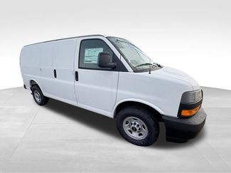 New 2026 GMC Savana 2500 w/ Driver Convenience Package RWD video 2