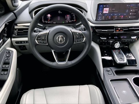 Used 2026 Acura MDX FWD w/ Technology Package image 5