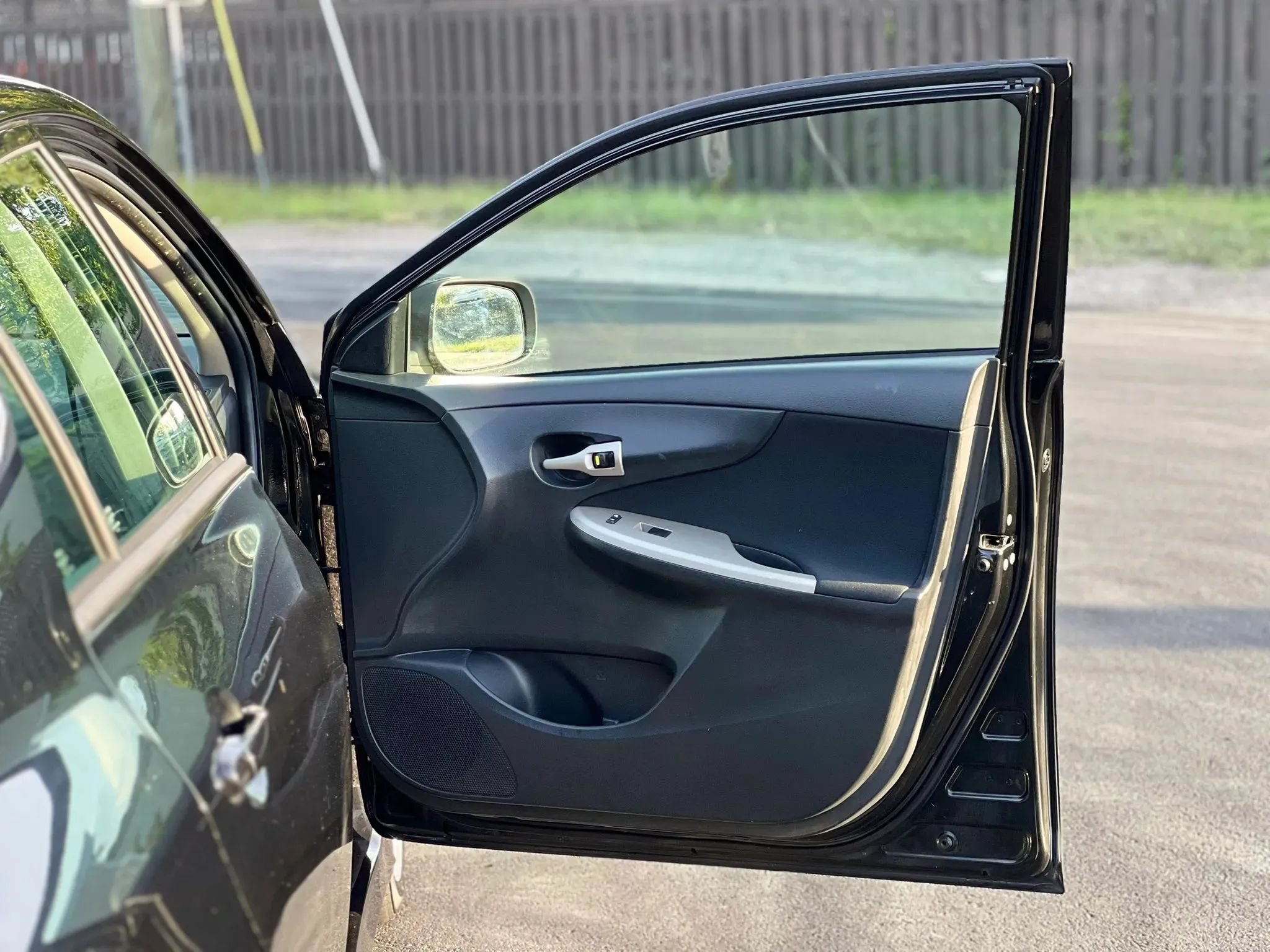 Used 2013 Toyota Corolla S w/ Premium Complete Pkg FWD image 36
