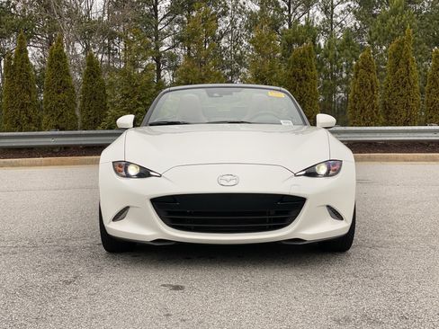 Used 2020 MAZDA MX-5 Miata Grand Touring image 11