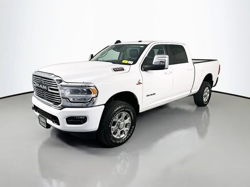 Used 2024 RAM 2500 Laramie w/ Safety Group AWD/4WD image 3