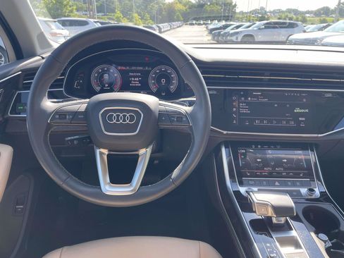 Certified 2025 Audi Q7 3.0T Premium Plus AWD/4WD image 15