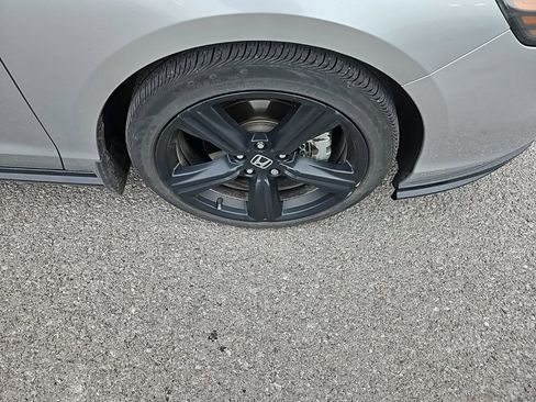 Used 2024 Honda Accord Sport image 10