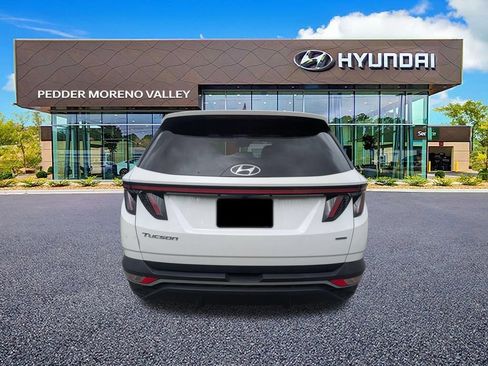 Used 2023 Hyundai Tucson SEL w/ Convenience Package AWD/4WD image 4