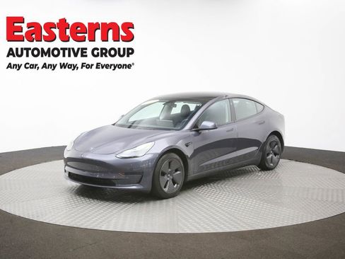 Used 2023 Tesla Model 3 Standard Range image 52
