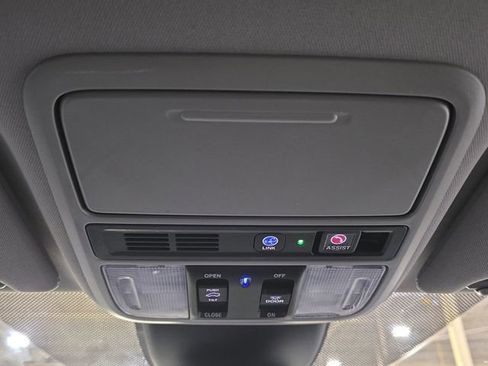 Used 2024 Honda Odyssey Touring image 24