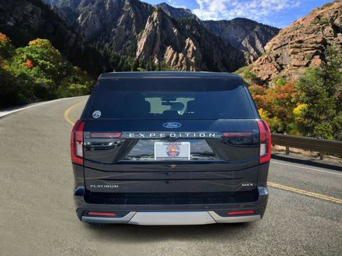 Used 2025 Ford Expedition Max Platinum AWD/4WD image 4