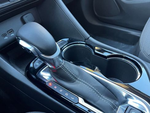 Used 2025 Buick Encore GX Preferred image 41