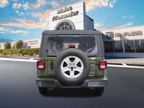 Certified 2022 Jeep Wrangler Unlimited Sport AWD/4WD image 6