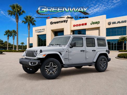 New 2026 Jeep Wrangler Unlimited Sahara AWD/4WD image 2