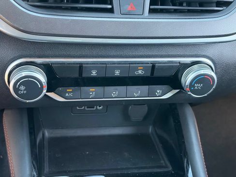 Certified 2023 Nissan Altima 2.5 SR FWD image 26