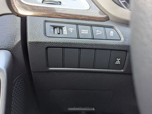 Used 2018 Hyundai Santa Fe Sport AWD/4WD image 21