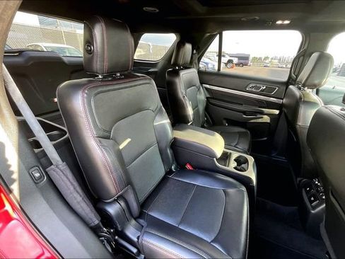 Used 2018 Ford Explorer Sport w/ Equipment Group 401A image 29