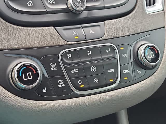Used 2020 Chevrolet Malibu LT FWD image 25