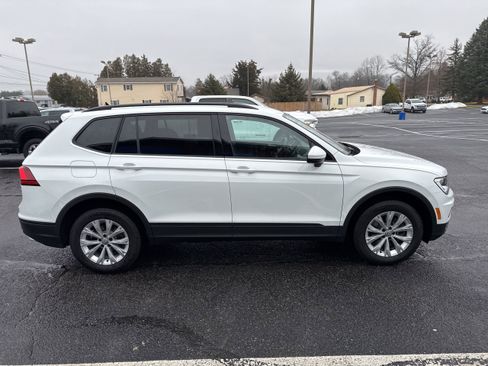 Used 2020 Volkswagen Tiguan S image 7
