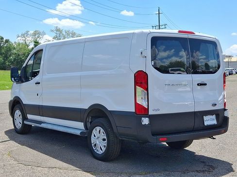 Used 2024 Ford Transit 250 Low Roof w/ Exterior Upgrade Package RWD image 5