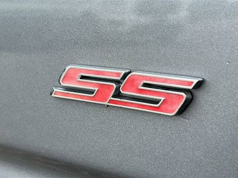 Used 2020 Chevrolet Camaro SS RWD image 34