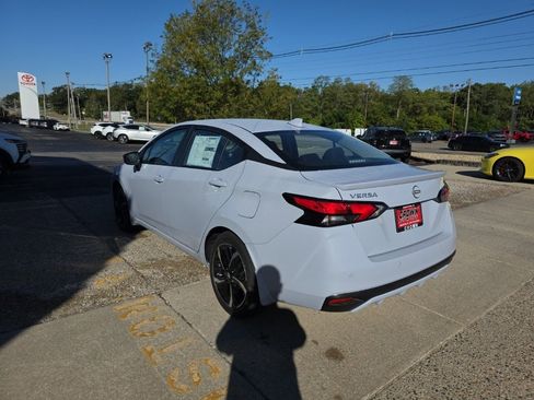 New 2025 Nissan Versa SR image 7