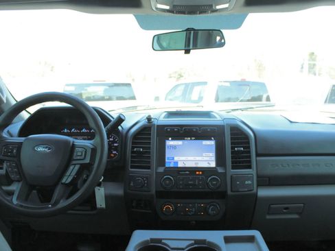 Used 2019 Ford F250 XL w/ STX Appearance Package image 17