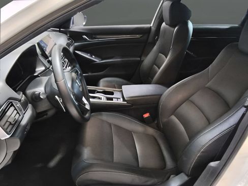 Used 2020 Honda Accord Sport image 13