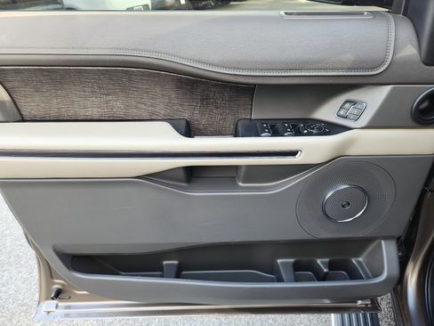Used 2018 Ford Expedition Max Limited w/ Equipment Group 301A image 25